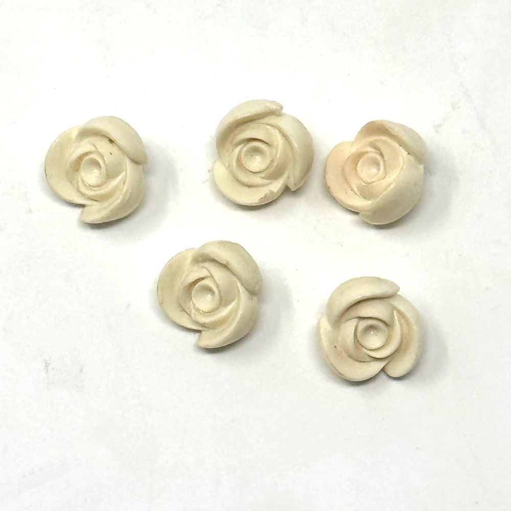 Rose Flower Buttons Ivory Plastic Shank Vintage Boho Chic Crafting 5pc